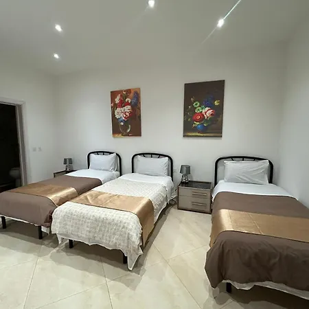 Alina Boutique Living