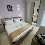 Alina Boutique Living B&B