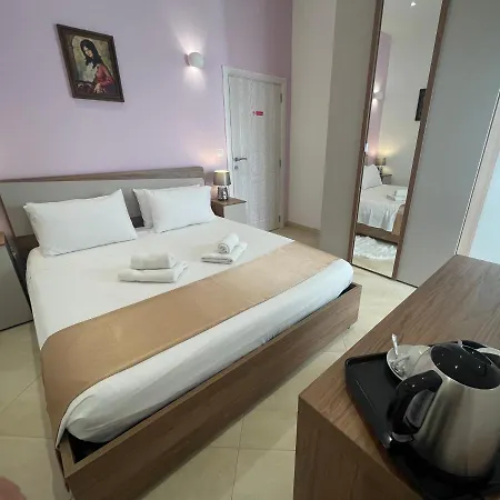 Alina Boutique Living Bed & Breakfast