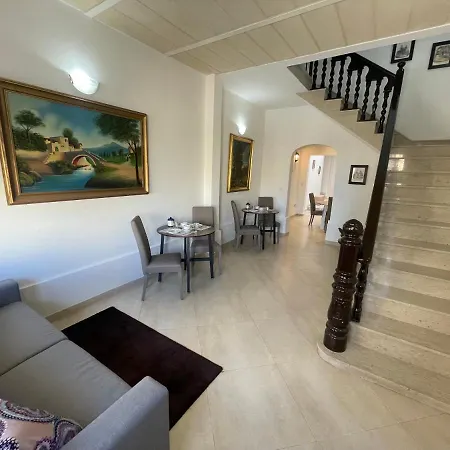 Alina Boutique Living 3*