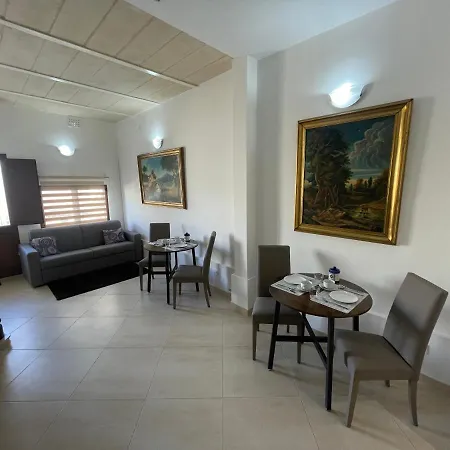Alina Boutique Living Bed & Breakfast *
