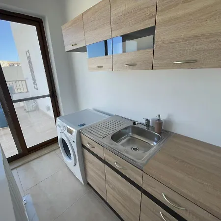 Alina Boutique Living 3* Victoria