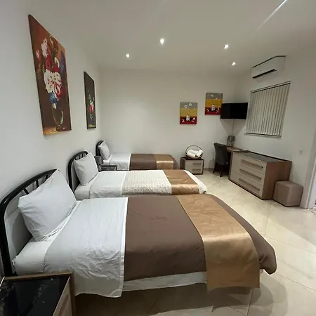 Alojamento de Acomodação e Pequeno-almoço Alina Boutique Living Victoria